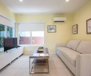 Photo 3 - Casa Del Mar Beach Apartment Suite 1