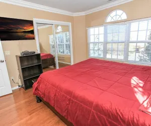 Photo 4 - Lakeview Court Castle