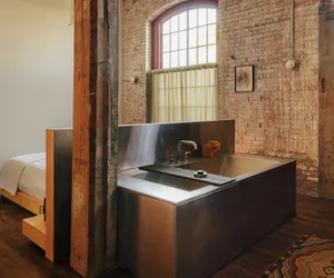 Photo 2 - Pocketbook Hotel and Bath