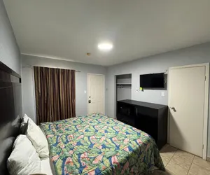 Photo 3 - Welcome Motel