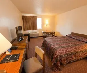 Photo 5 - Superior Inn
