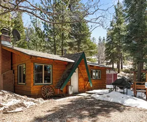 Photo 2 - Owl Cabin