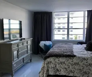 Photo 2 - 8 Guests - Pool - Miami Beach With Ocean Views