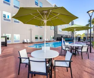 Photo 5 - La Quinta Inn & Suites Idrive