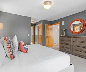 Photo 4 - Maple Lake Chalet