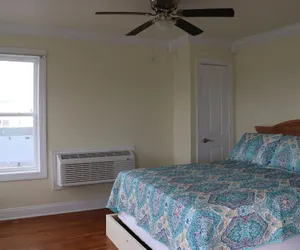 Photo 4 - 1817 Oceanfront Bed & Breakfast