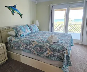 Photo 2 - 1817 Oceanfront Bed & Breakfast