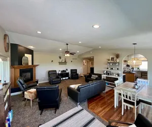 Photo 5 - Black Hills Getaway With Hot Tub Game Room for 18