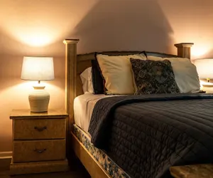 Photo 5 - Cozy Condo at Interlaken! Stay & Play on Lake Como