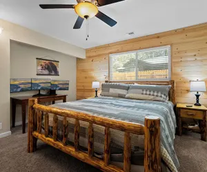Photo 2 - Eagle Point Retreat