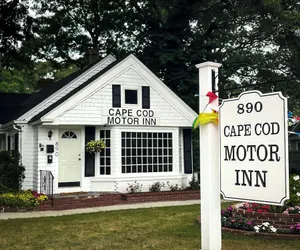 Photo 2 - Cape Cod Motor Inn