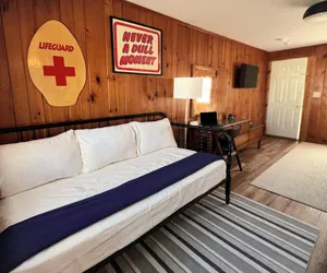Photo 3 - Cape Cod Motor Inn
