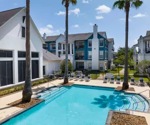 Photo 2 - Landing Apartments Houston