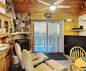 Photo 5 - The Old World Chalet