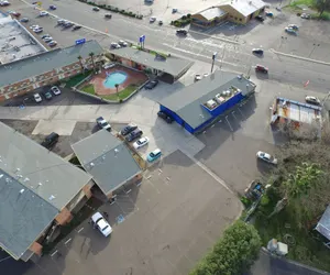 Photo 2 - The River Inn and Suites