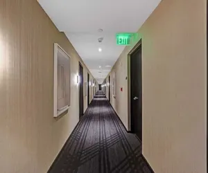 Photo 5 - Stay Hospitality - Downtown Miami