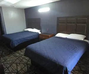 Photo 5 - c towninn and suites