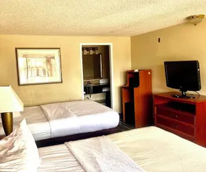 Photo 5 - Stay-Well Inn
