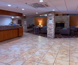Photo 2 - Mountain Valley Inn & Suites