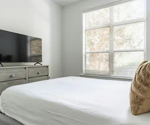 Photo 5 - Lofts at Weston Lakeside by Landing