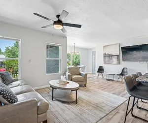 Photo 2 - OKC 6BR Pet-friendly Near Penn Square 60