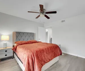 Photo 4 - Serene Deck 10 Mins Garland City Square