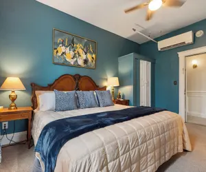 Photo 2 - The Benchmark Inn