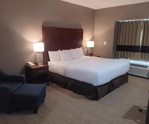 Photo 4 - Four Corners Inn & Suites