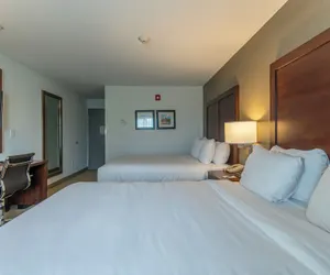 Photo 2 - Four Corners Inn & Suites