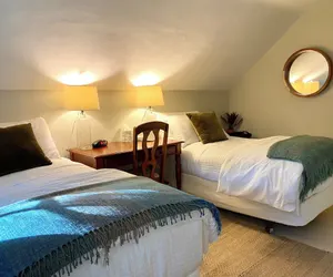 Photo 3 - Sea Meadow Inn