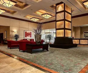 Photo 3 - Signature MGM