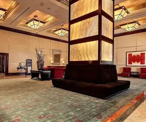 Photo 4 - Signature MGM