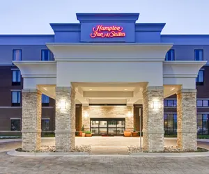 Photo 2 - Hampton Inn & Suites Detroit/Troy