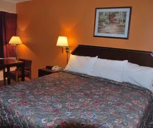 Photo 3 - Imperial Motel