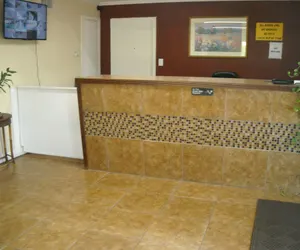 Photo 4 - Bastrop Inn
