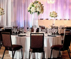 Photo 5 - JW Marriott Minneapolis Mall of America