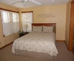 Photo 4 - Briarwood House