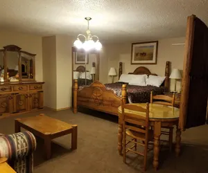 Photo 3 - Regency Inn and Suites