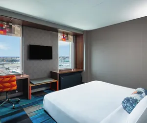 Photo 5 - Aloft by Marriott, Boston Seaport District