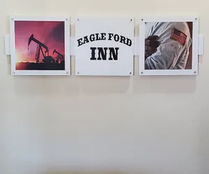 Photo 5 - Eagle Ford Inn