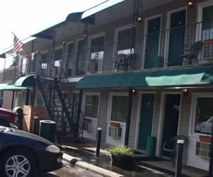 Photo 2 - K-River Motel & Campground