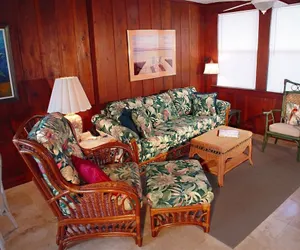 Photo 2 - Sun N Fun Beachfront Vacation Rentals