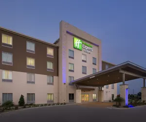 Photo 2 - Holiday Inn Express & Suites Bay City, an IHG Hotel