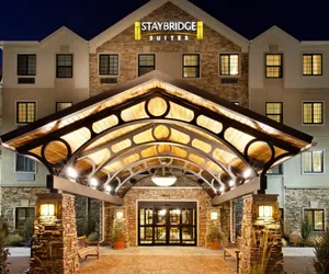 Photo 2 - Staybridge Suites Toledo - Rossford - Perrysburg by IHG