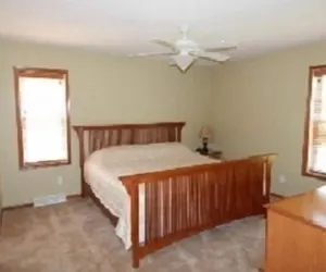 Photo 2 - Tomahawk House