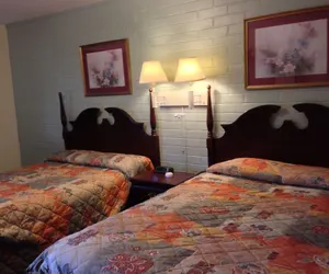Photo 3 - Villa Rosa Motel