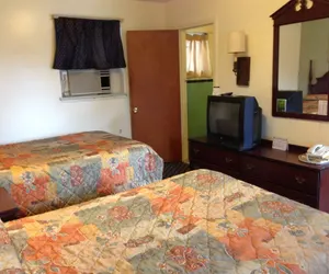 Photo 4 - Villa Rosa Motel
