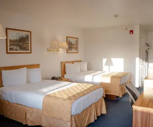 Photo 4 - Haysville Express Inn