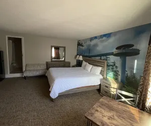 Photo 3 - Country Town N Suites