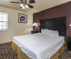 Photo 4 - Relax Inn